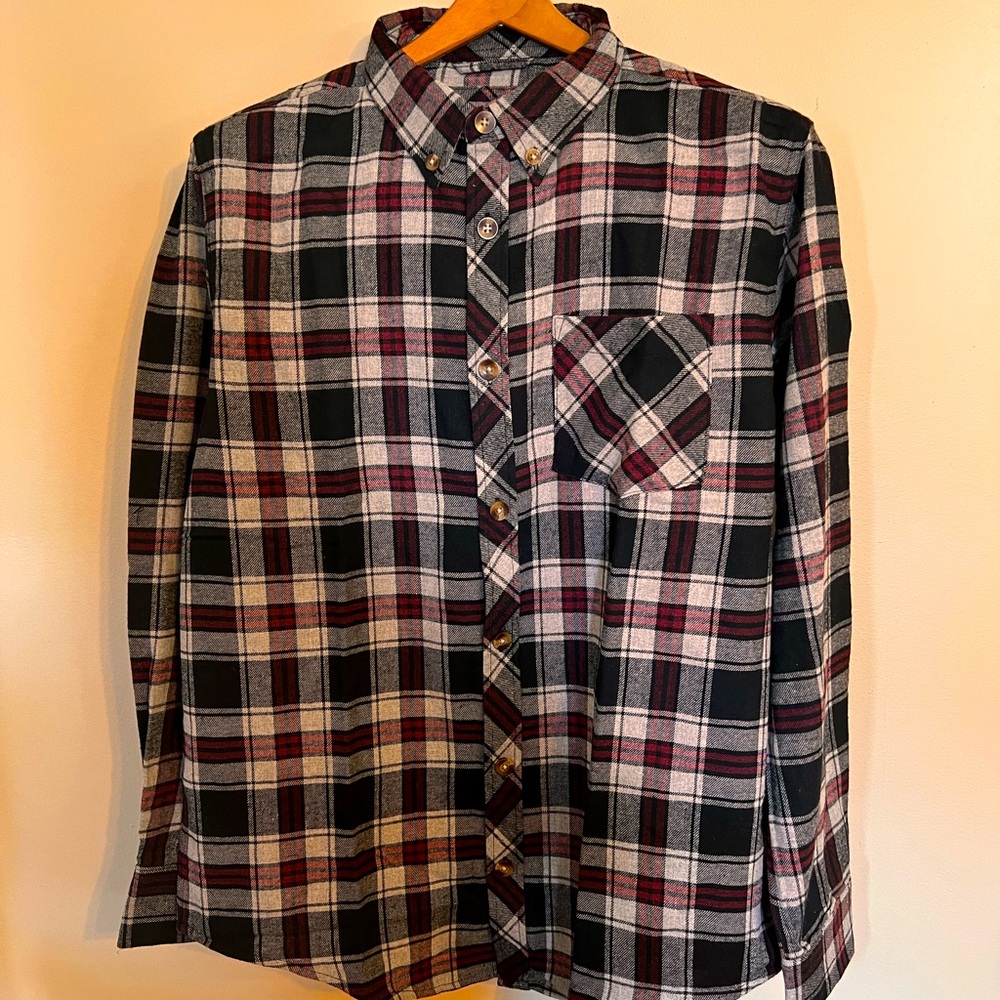 Berkeley Jensen 2 Piece Flannel w/ Matching Henley NEW